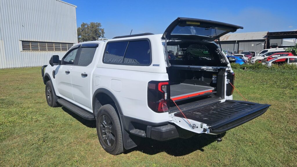 ford-ranger-sr5-canopy-6